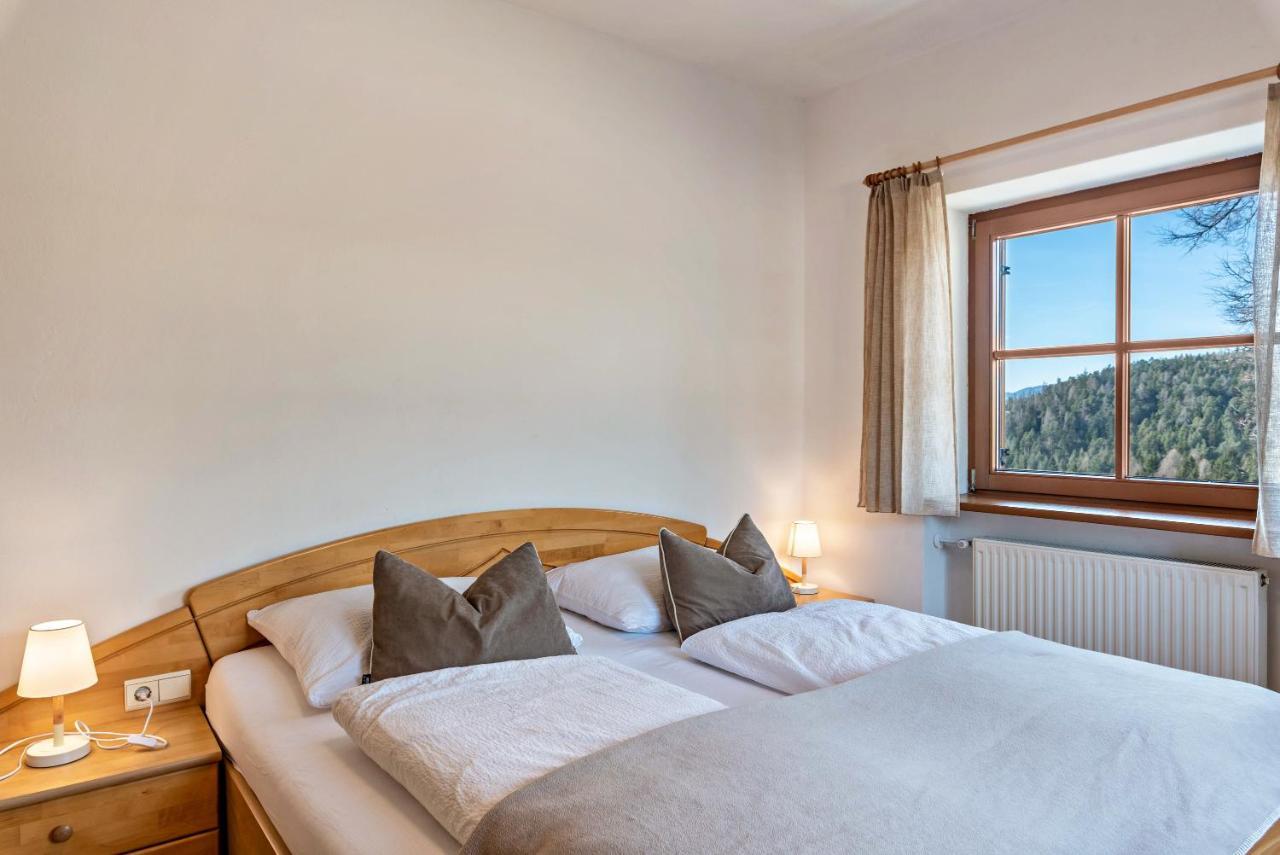 Alpin Farm Linde - Oberweidacherhof 克拉博 外观 照片